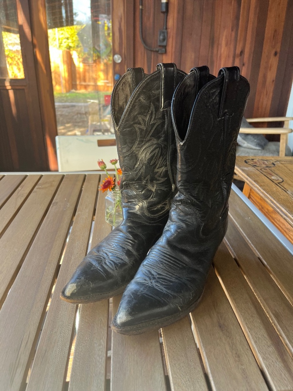 Black Justin Cowboy boots